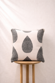 Leaf Rhythm Cushion Cover